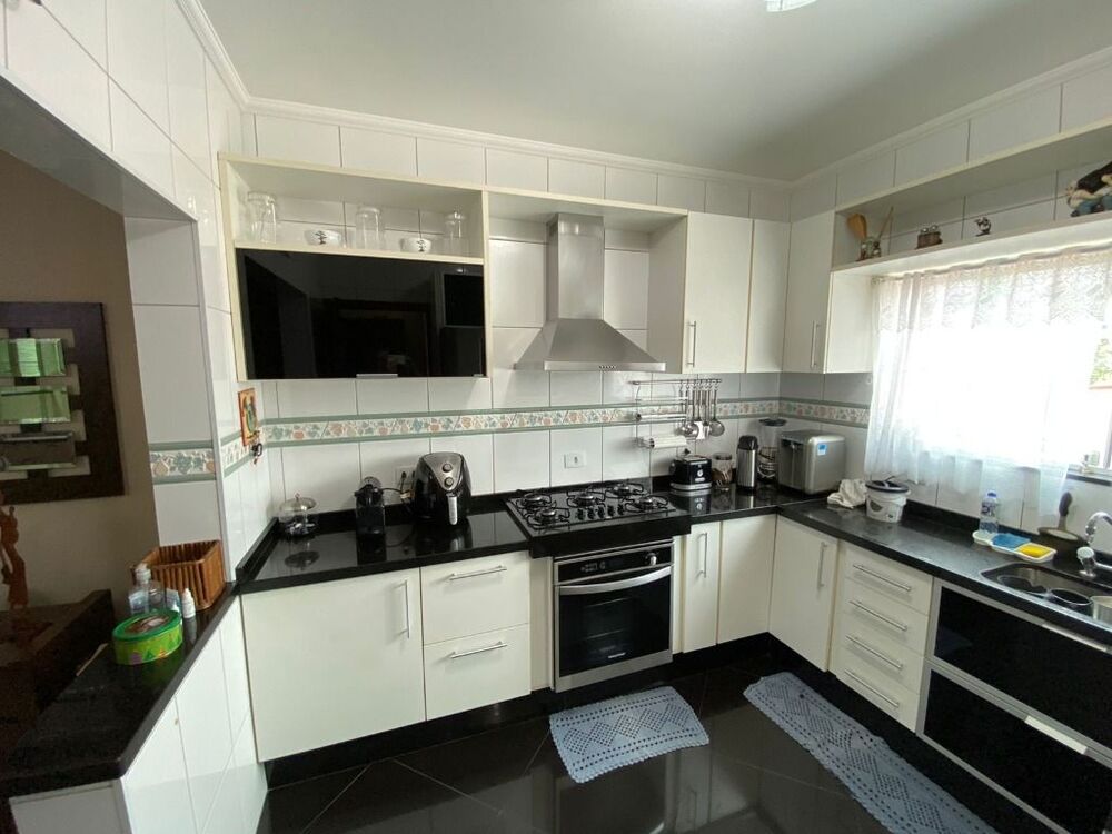 Sobrado, 3 quartos, 240 m² - Foto 1