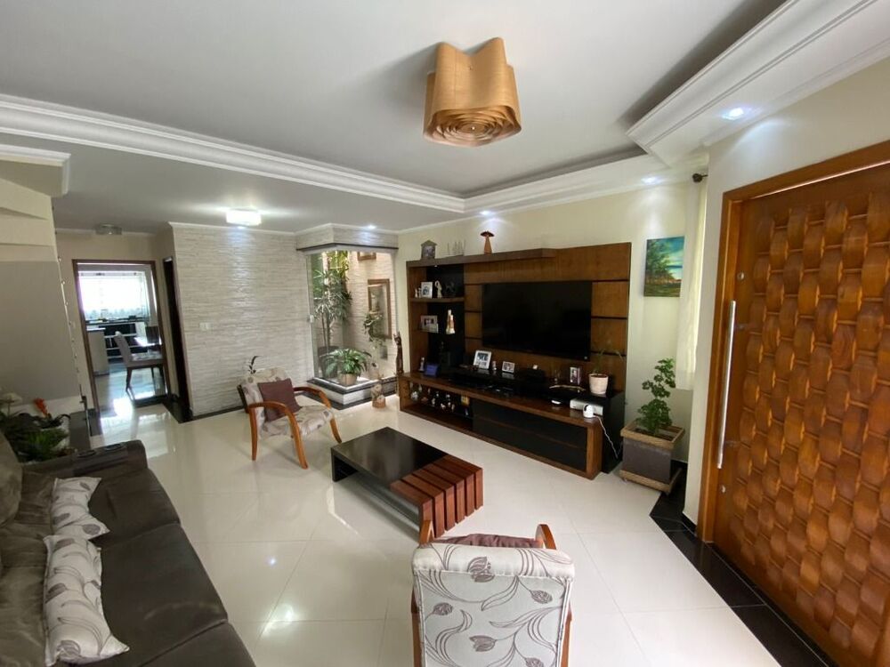 Sobrado, 3 quartos, 240 m² - Foto 4