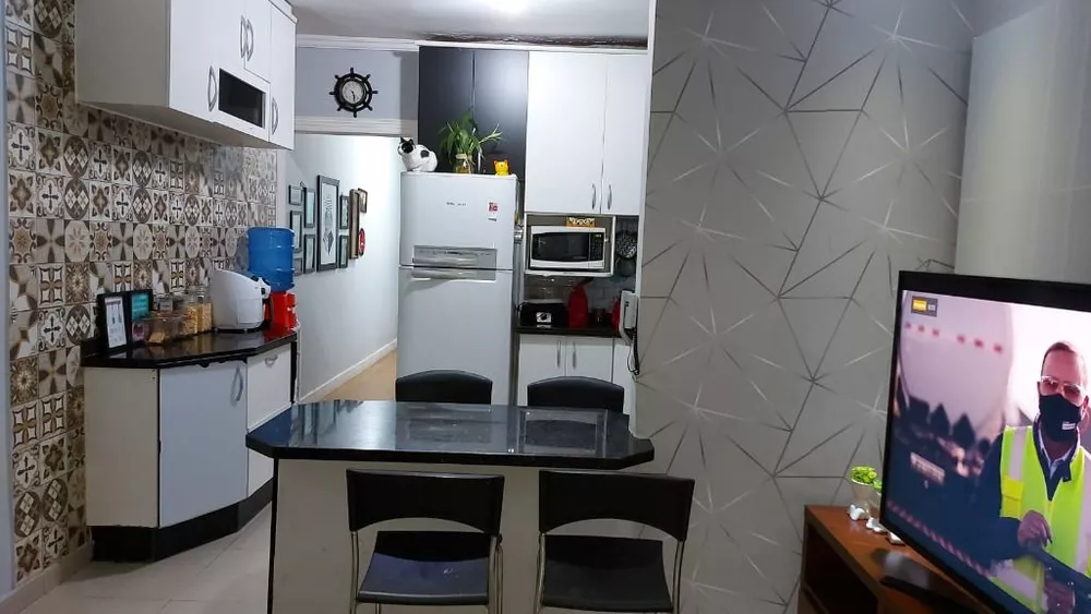 Casa à venda com 3 quartos, 240m² - Foto 6