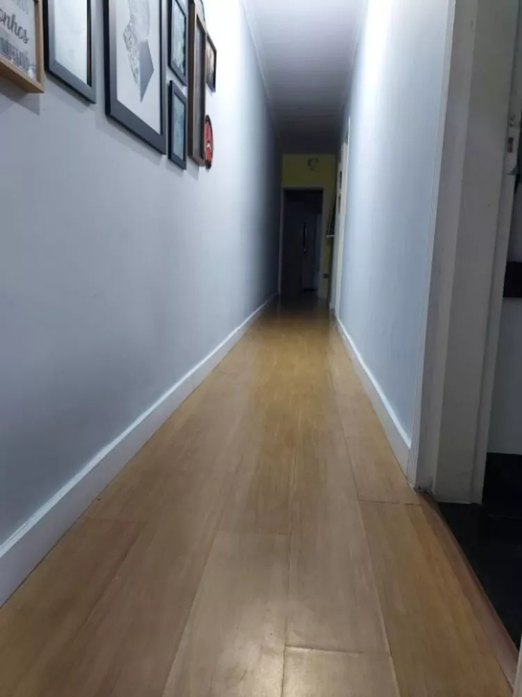 Casa à venda com 3 quartos, 240m² - Foto 16