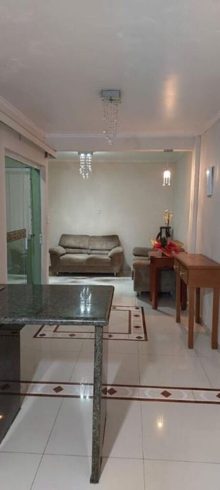 Casa, 4 quartos, 180 m² - Foto 1