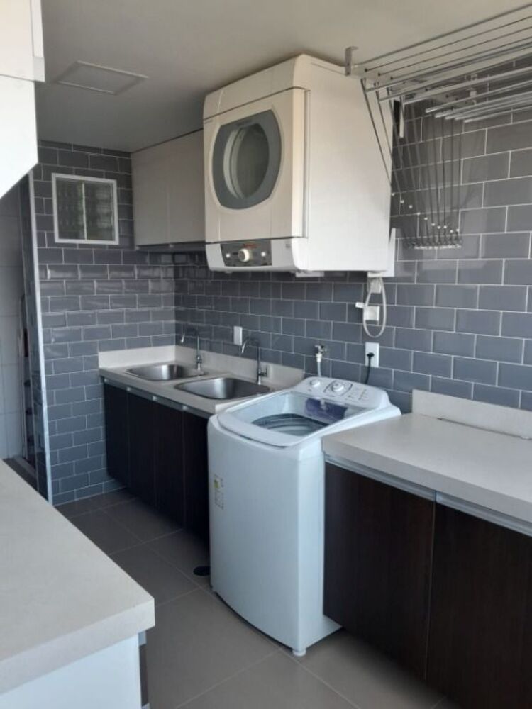 Apartamento à venda com 3 quartos, 158m² - Foto 3