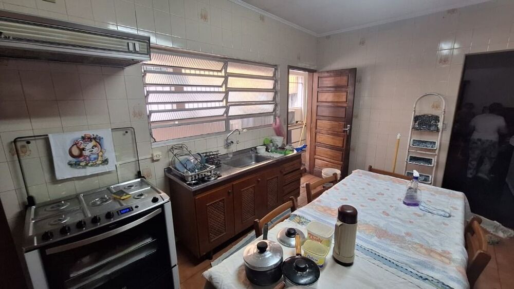 Sobrado, 3 quartos, 256 m² - Foto 2