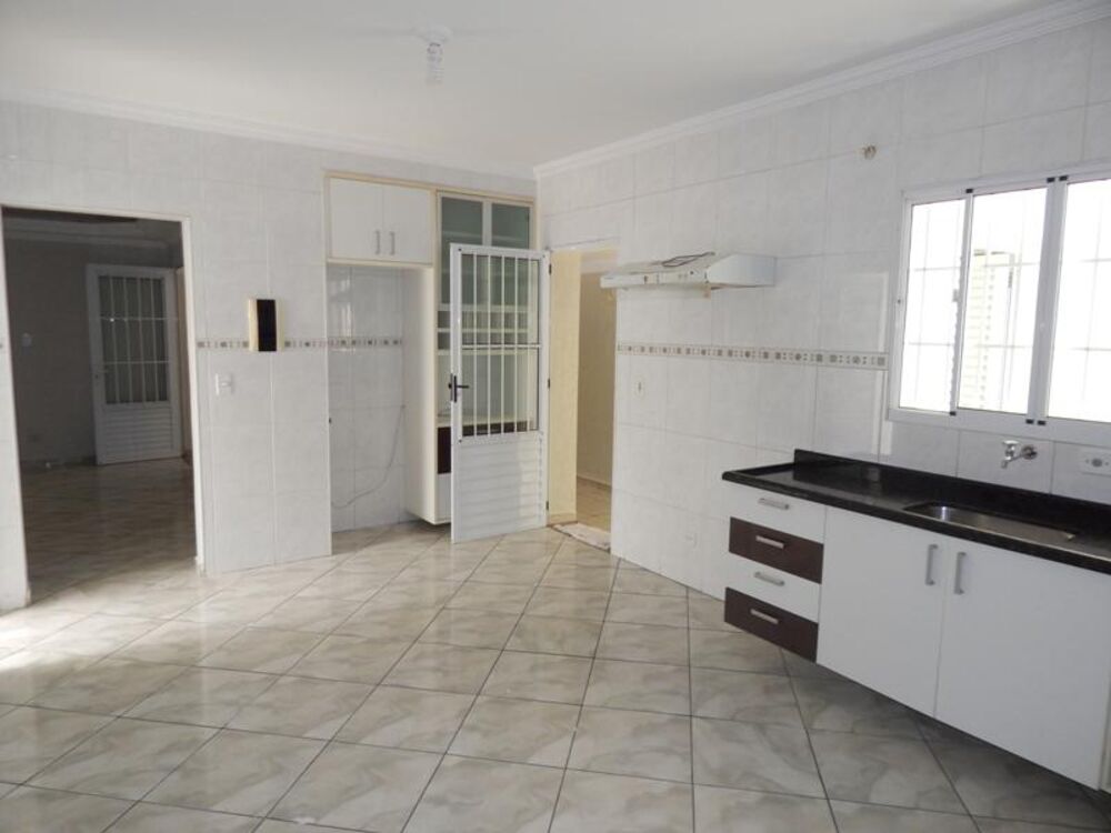 Casa à venda com 3 quartos, 275m² - Foto 3