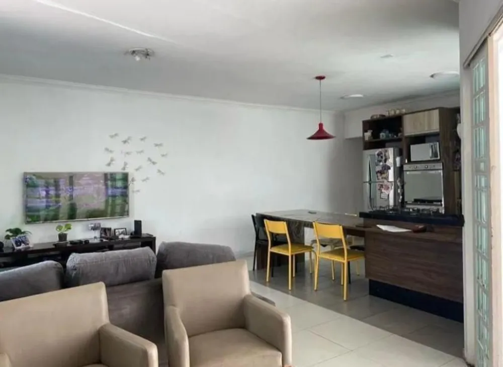 Casa, 2 quartos, 185 m² - Foto 1