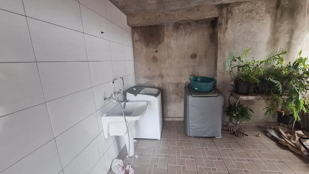 Casa, 5 quartos, 221 m² - Foto 4