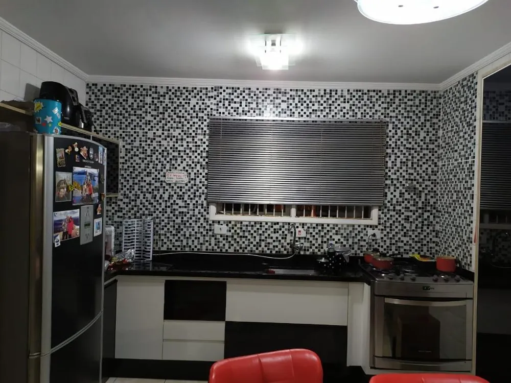 Sobrado, 3 quartos, 200 m² - Foto 3