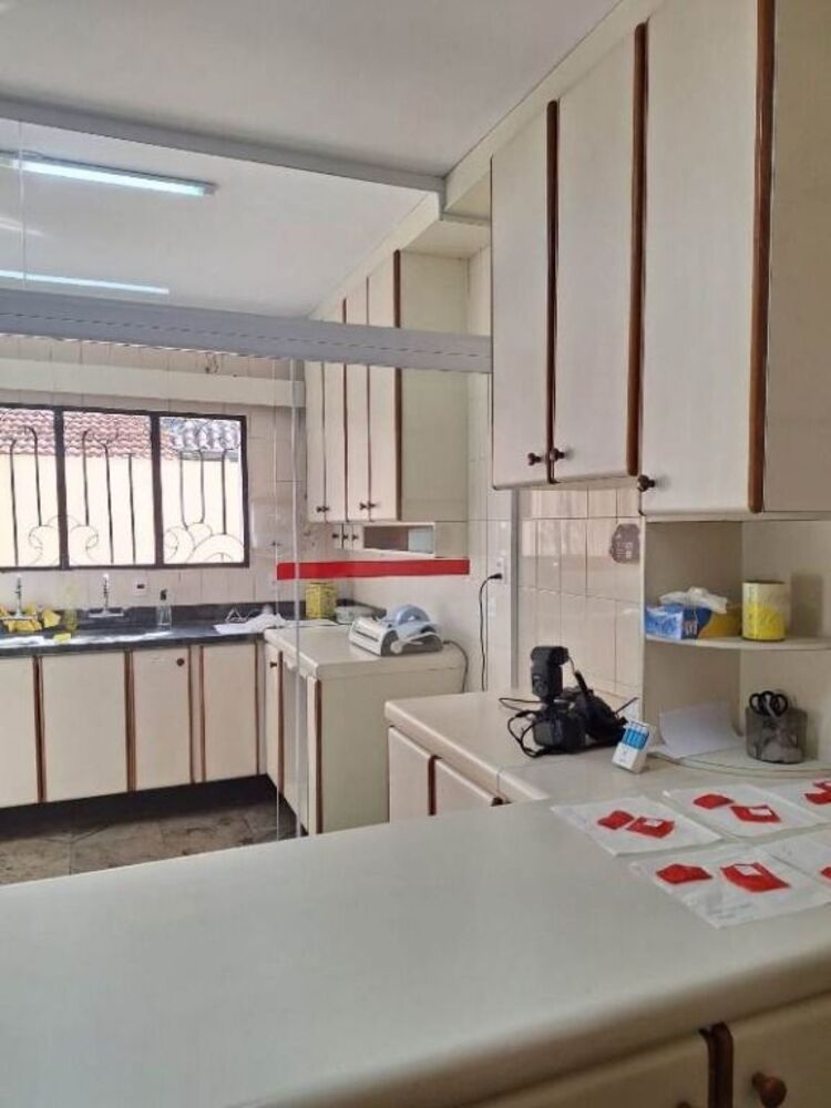 Casa, 3 quartos, 206 m² - Foto 4