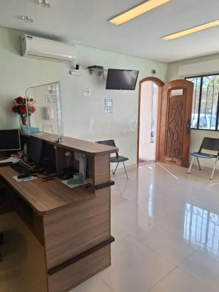 Casa, 3 quartos, 206 m² - Foto 1