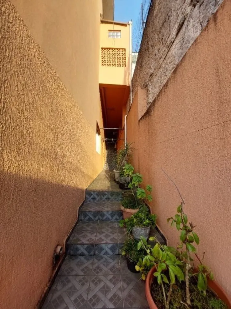 Sobrado, 3 quartos, 223 m² - Foto 1