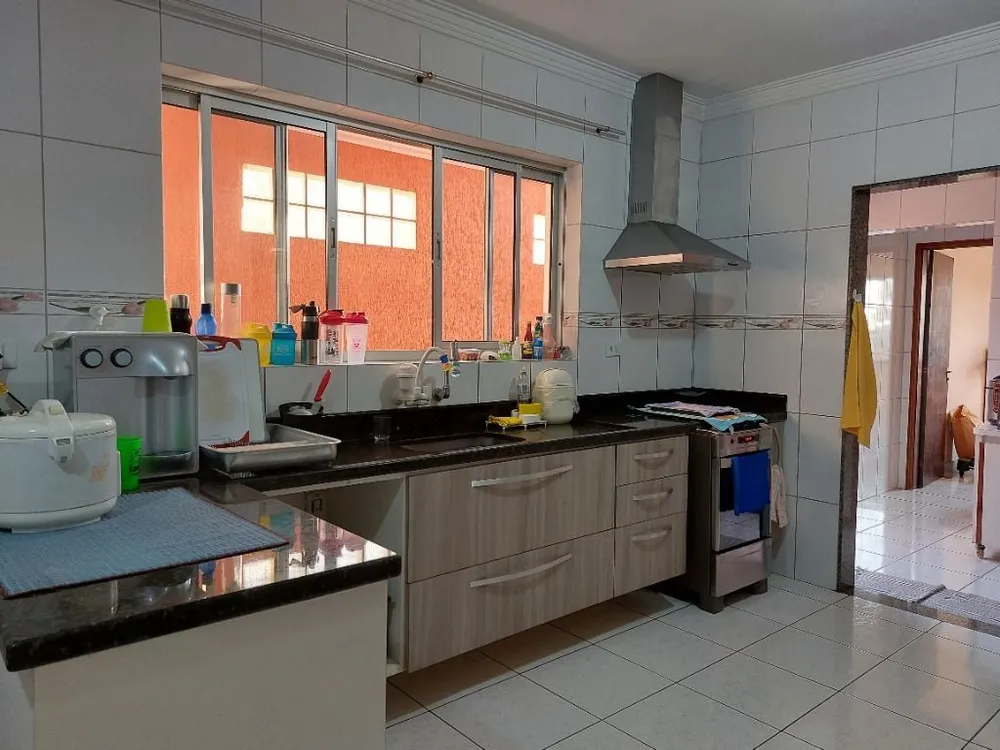 Sobrado, 3 quartos, 223 m² - Foto 3