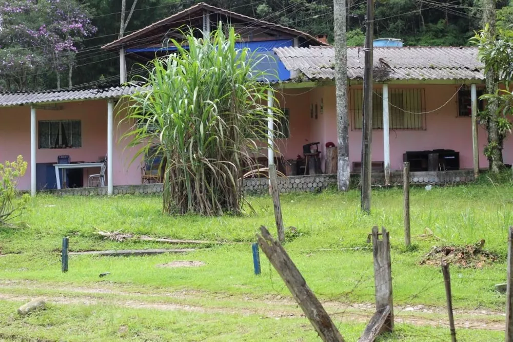 Chácara à venda com 4 quartos, 49000m² - Foto 12