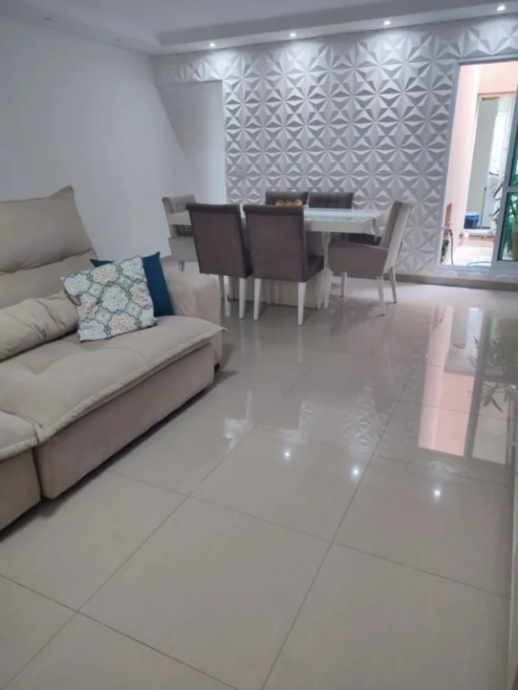 Sobrado, 3 quartos, 201 m² - Foto 1