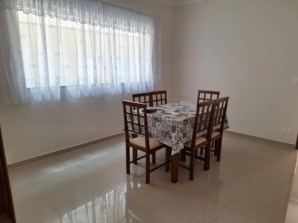 Sobrado, 3 quartos, 206 m² - Foto 1