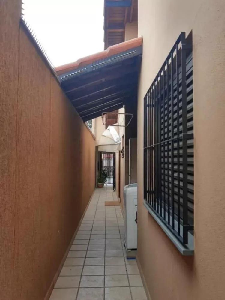 Casa à venda com 2 quartos, 200m² - Foto 13