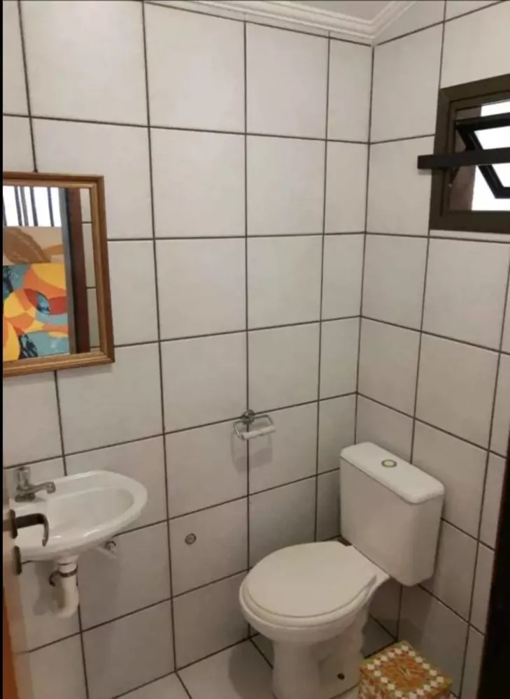 Casa à venda com 2 quartos, 200m² - Foto 11