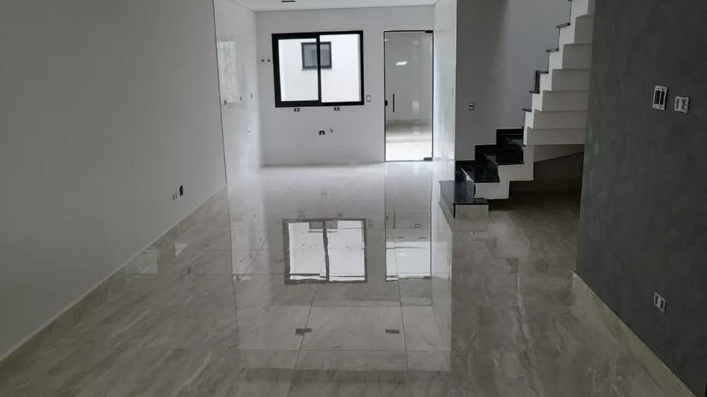 Sobrado à venda com 3 quartos, 170m² - Foto 2