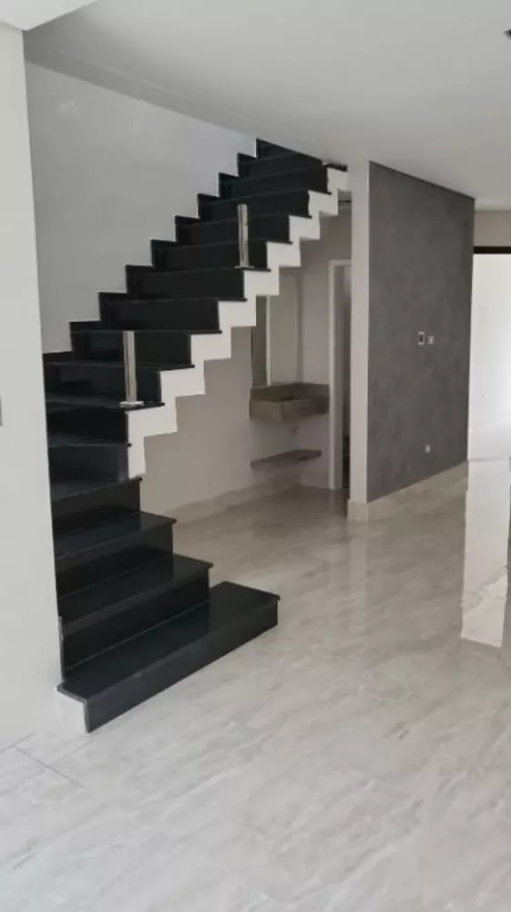 Sobrado à venda com 3 quartos, 170m² - Foto 4