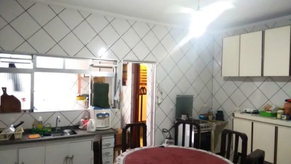 Sobrado à venda com 3 quartos, 196m² - Foto 2