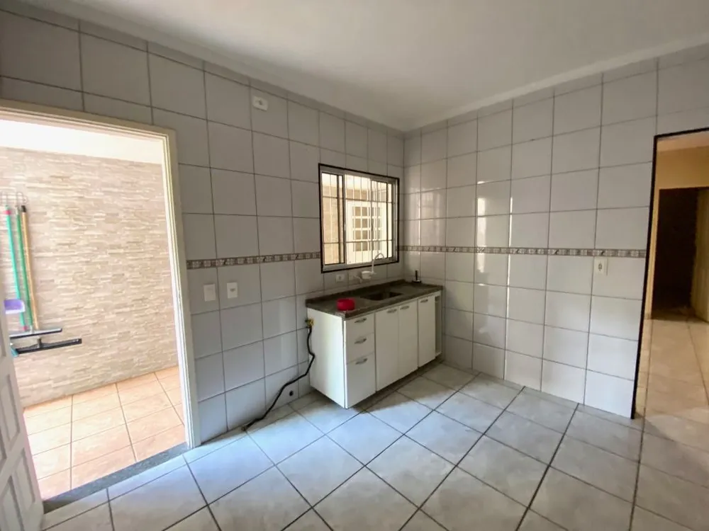 Casa, 2 quartos, 156 m² - Foto 1
