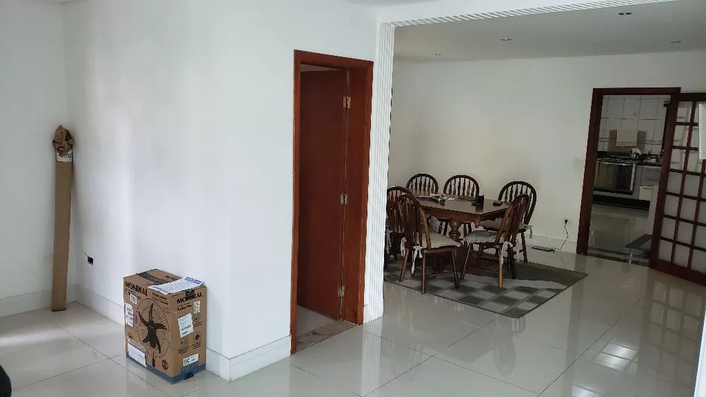 Sobrado à venda com 3 quartos, 400m² - Foto 12