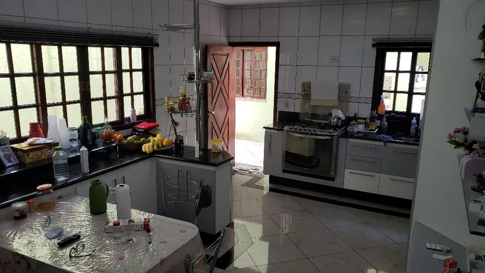 Sobrado à venda com 3 quartos, 400m² - Foto 11