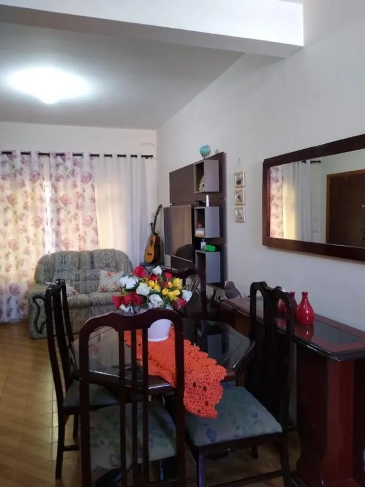 Sobrado, 3 quartos, 202 m² - Foto 1