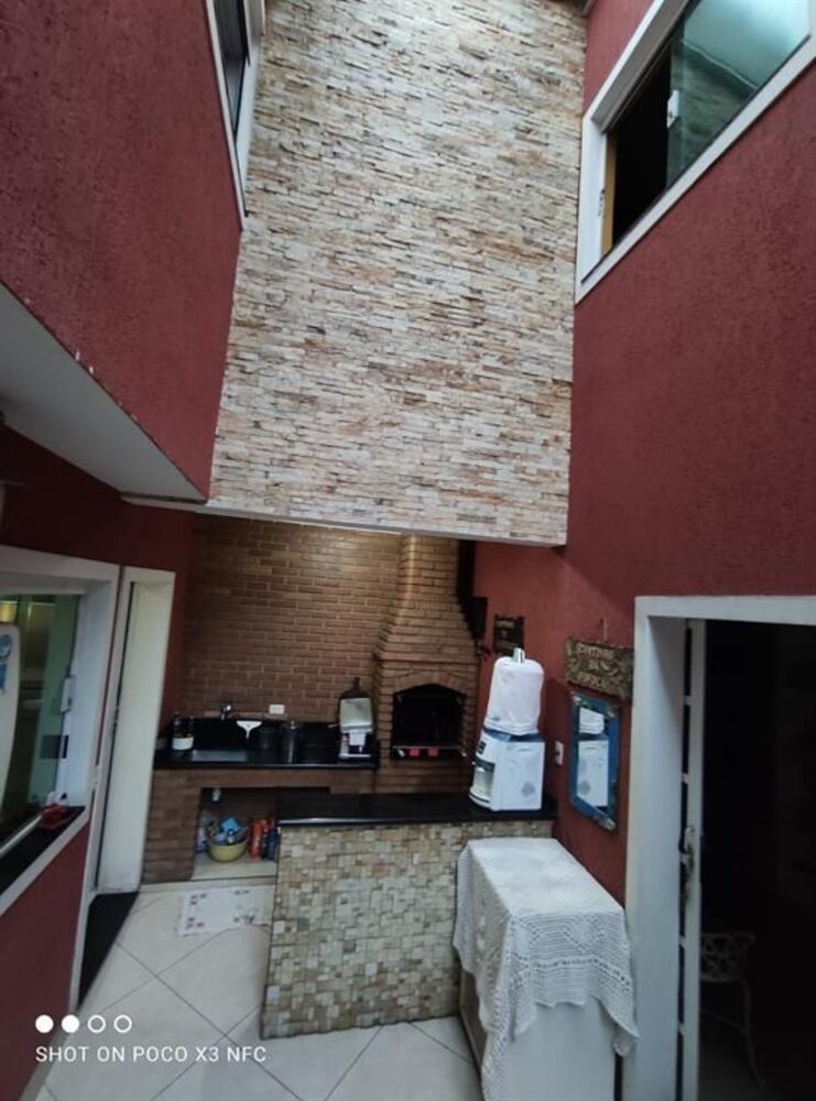 Sobrado para alugar com 3 quartos, 214m² - Foto 4