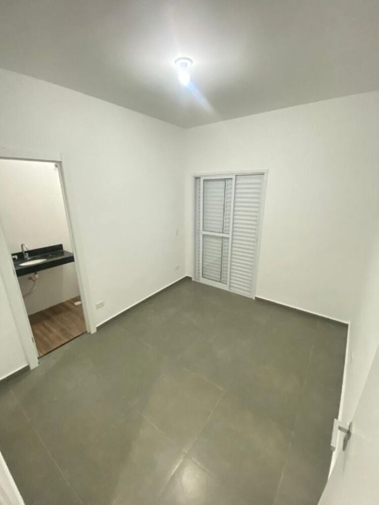 Sobrado à venda com 2 quartos, 80m² - Foto 2