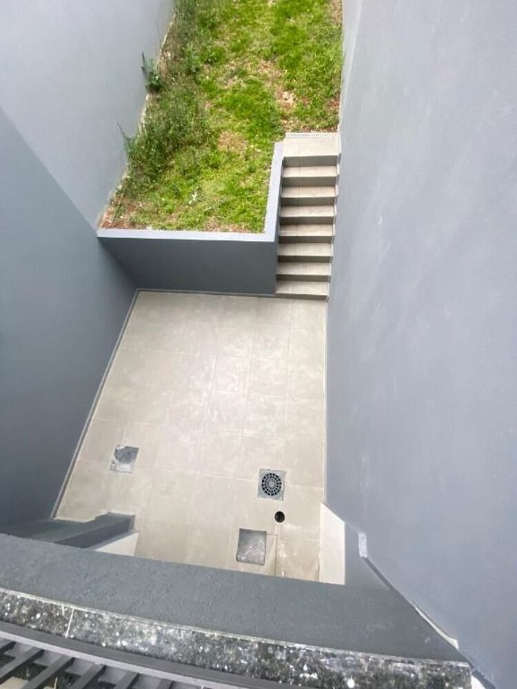 Sobrado à venda com 2 quartos, 80m² - Foto 4