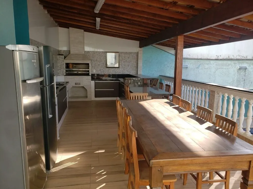 Sobrado, 4 quartos, 379 m² - Foto 1