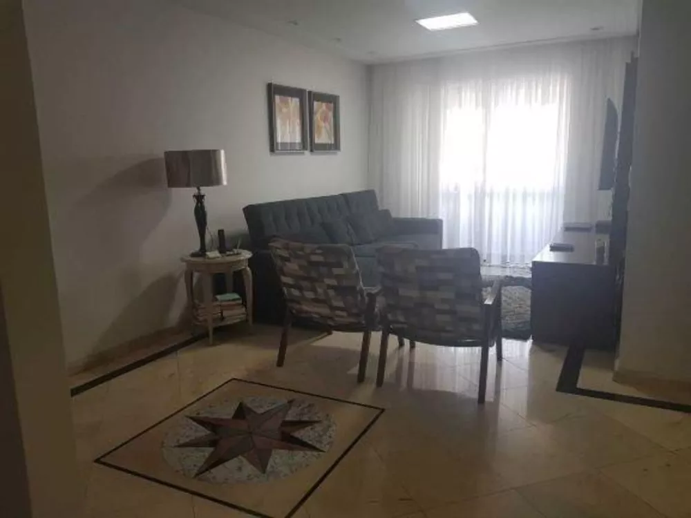 Apartamento à venda com 3 quartos, 145m² - Foto 2