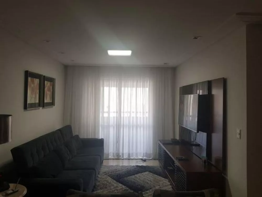 Apartamento à venda com 3 quartos, 145m² - Foto 1