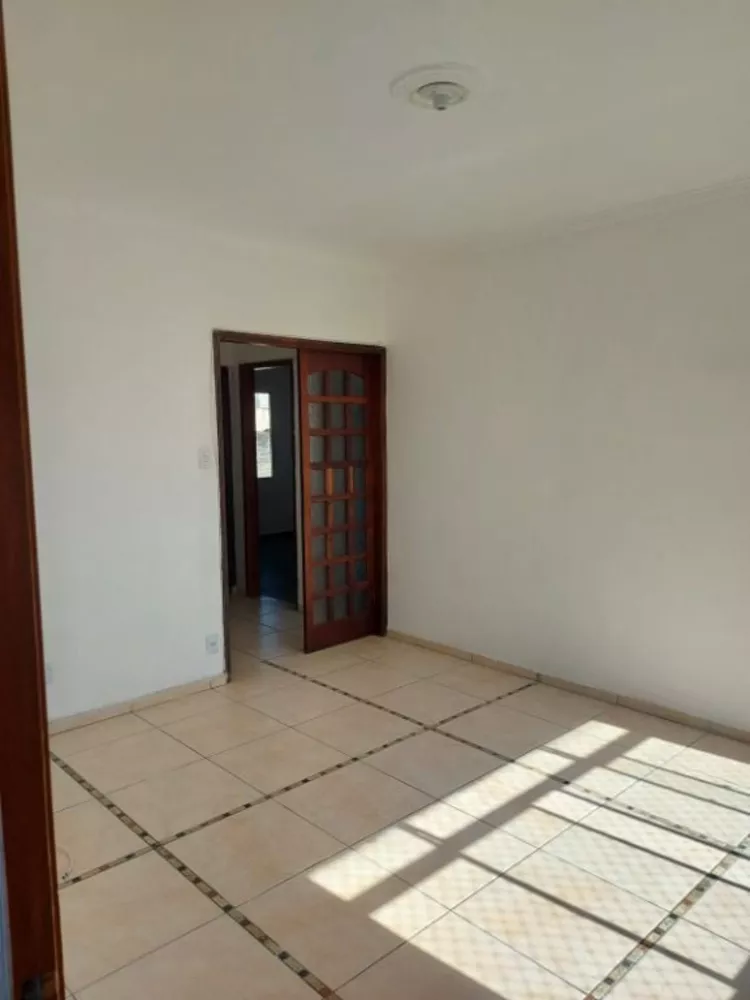 Apartamento à venda com 2 quartos, 69m² - Foto 1