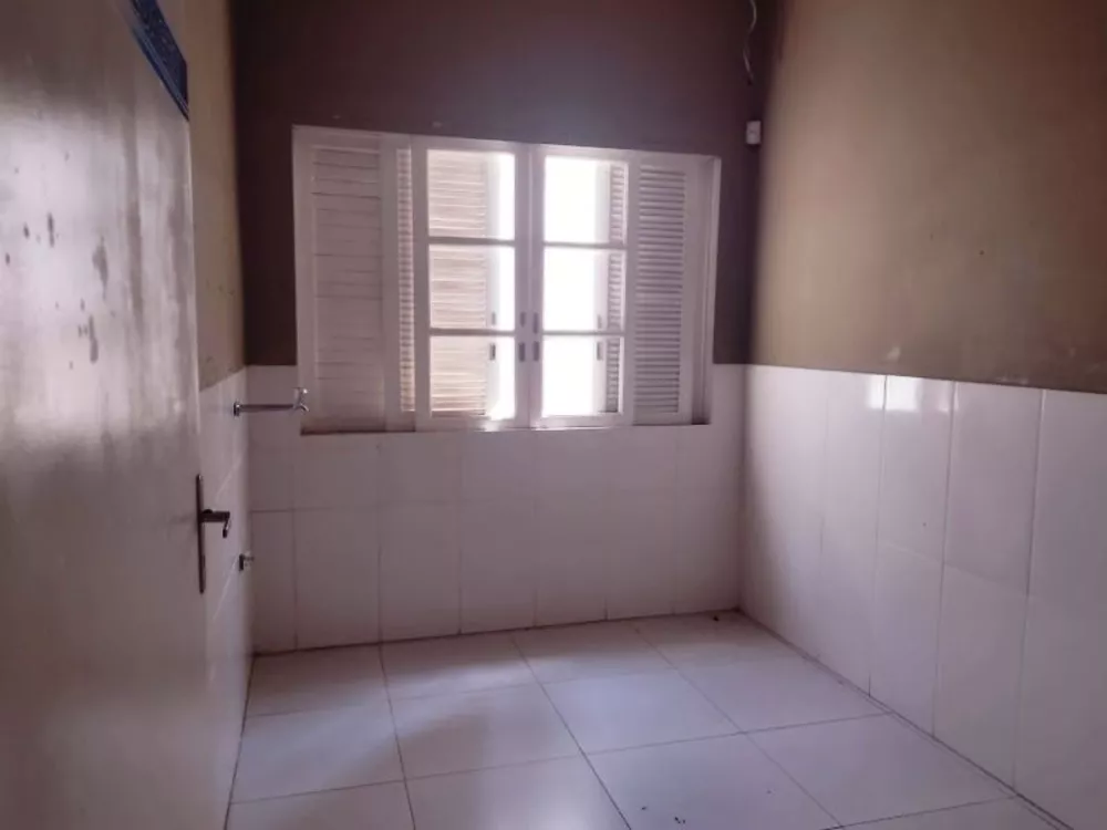 Casa à venda com 3 quartos, 167m² - Foto 8