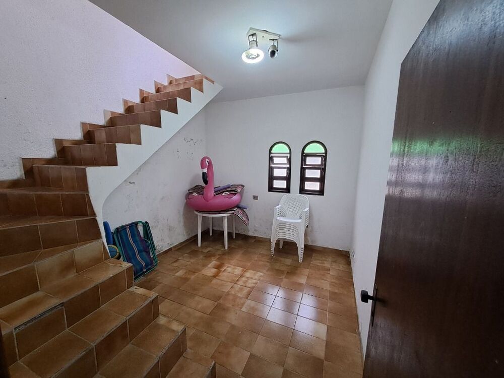 Sobrado, 4 quartos, 490 m² - Foto 1