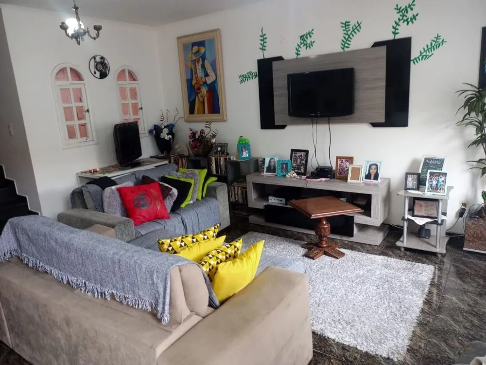 Sobrado, 3 quartos, 233 m² - Foto 1