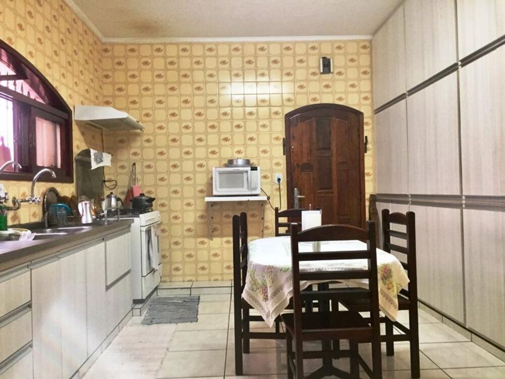 Sobrado, 3 quartos, 246 m² - Foto 2