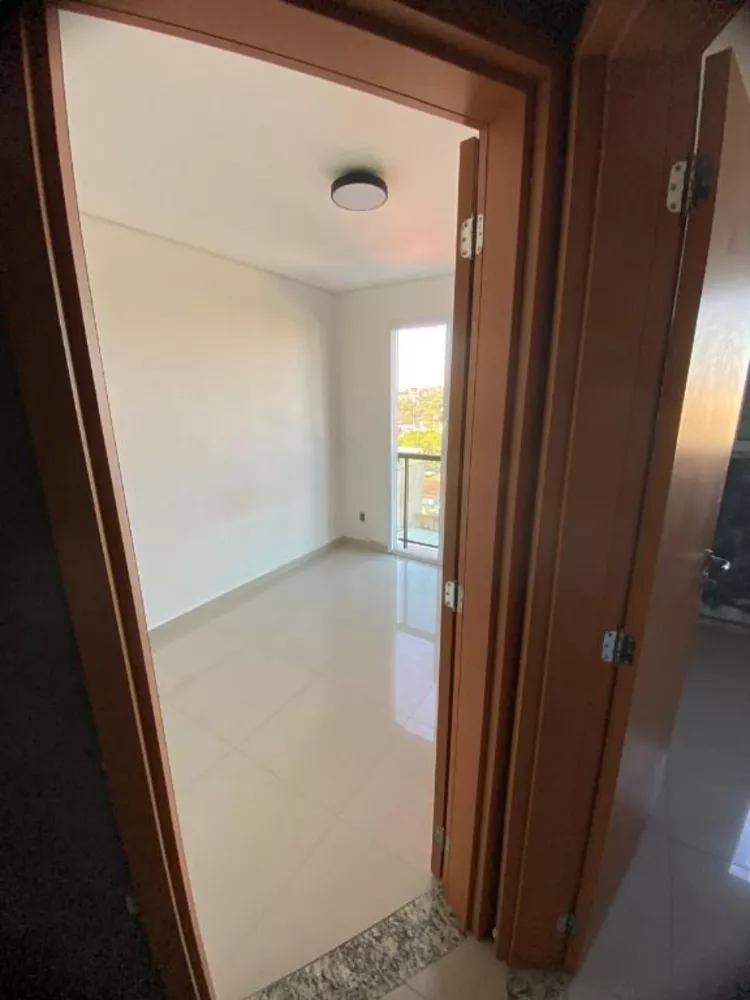 Cobertura à venda com 2 quartos, 64m² - Foto 3