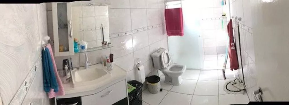 Sobrado à venda com 4 quartos, 221m² - Foto 4