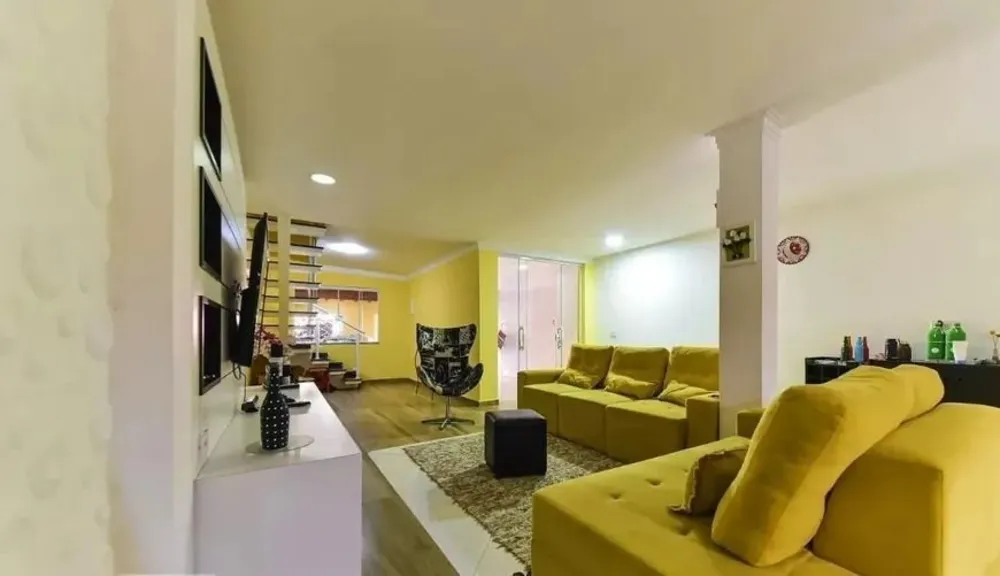 Sobrado, 3 quartos, 223 m² - Foto 1
