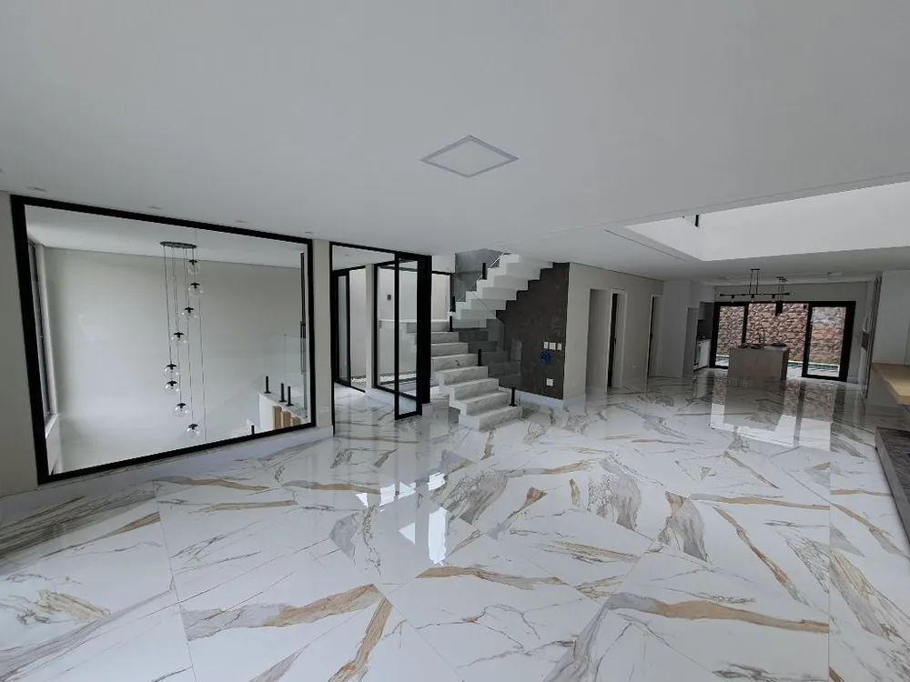 Sobrado, 3 quartos, 250 m² - Foto 1