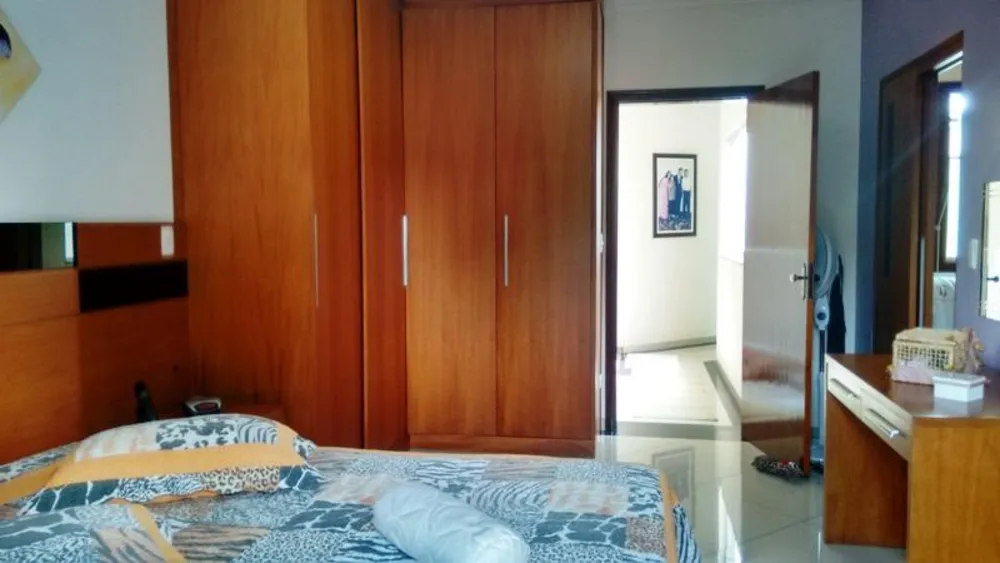 Sobrado, 3 quartos, 236 m² - Foto 9
