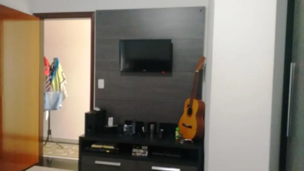 Sobrado, 3 quartos, 236 m² - Foto 1