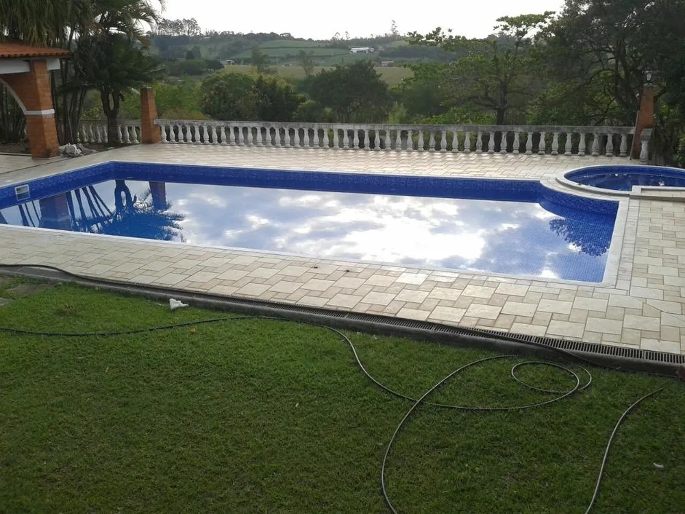 Chácara, 4 quartos, 10000 m² - Foto 1