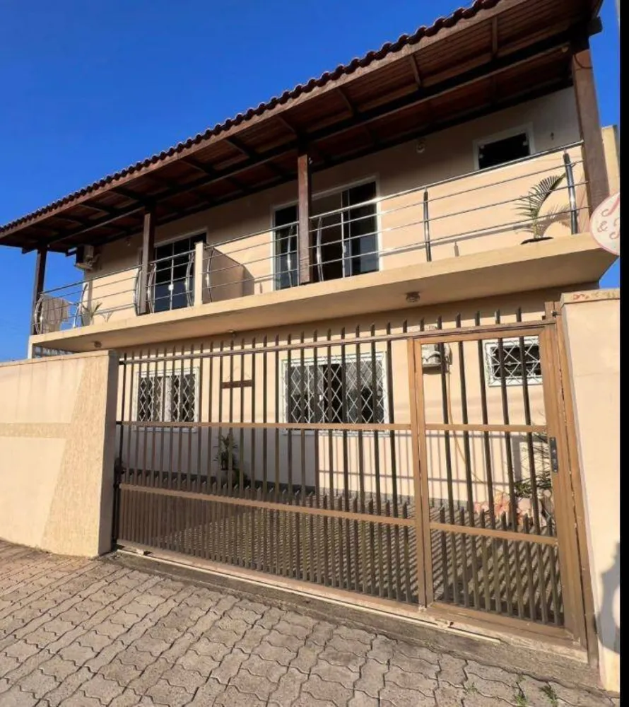 Casa, 4 quartos, 270 m² - Foto 1