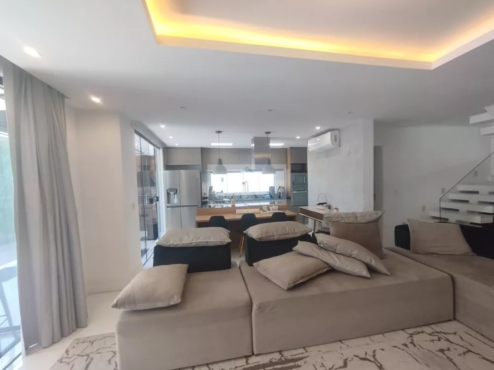 Casa, 3 quartos, 290 m² - Foto 4