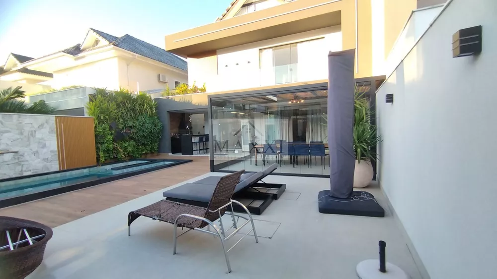 Casa, 3 quartos, 290 m² - Foto 10