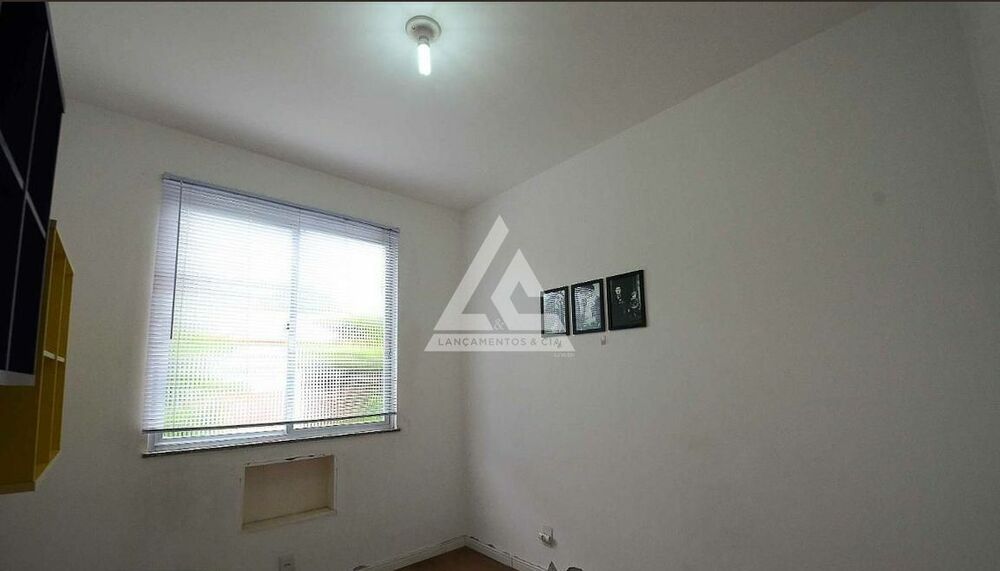 Apartamento à venda com 3 quartos, 60m² - Foto 2