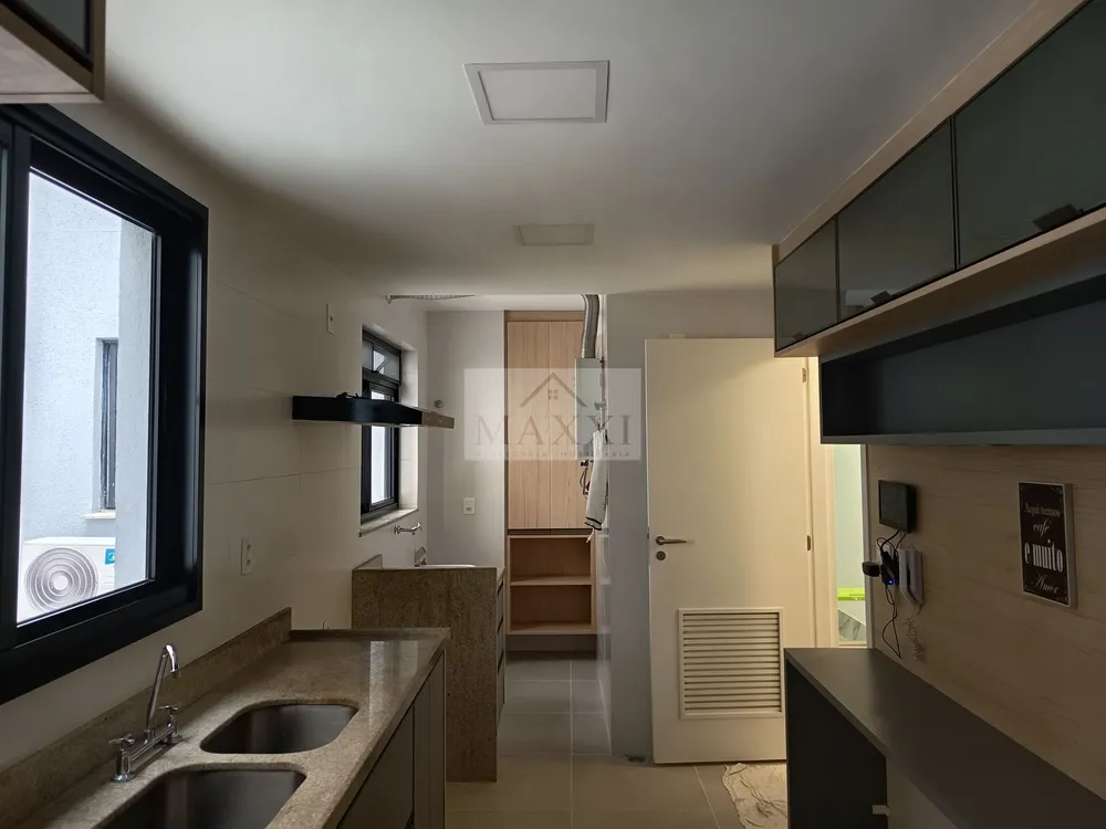 Cobertura, 3 quartos, 180 m² - Foto 1